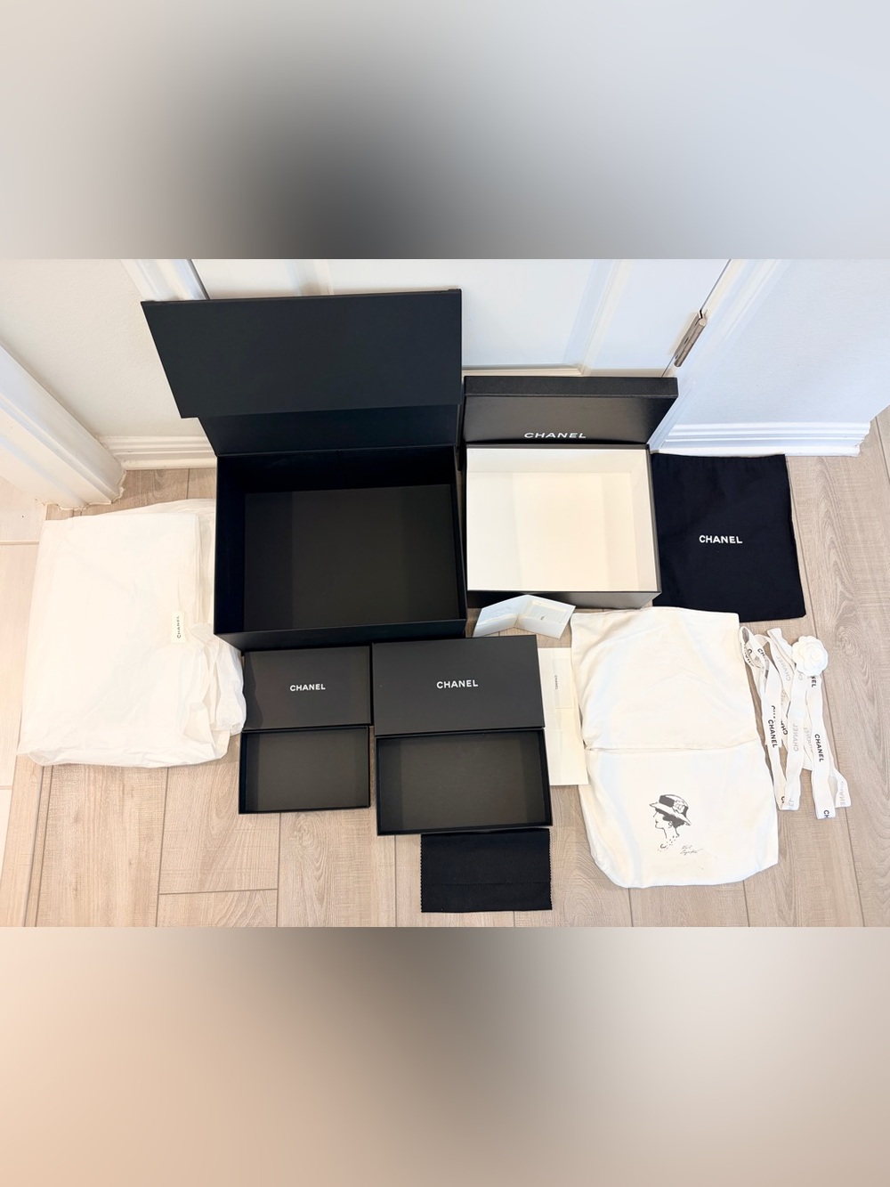 Auth CHANEL 6 PIECES Bundle 4 Boxes + 2 Dust Bags & Accessories - Picture 5 of 16